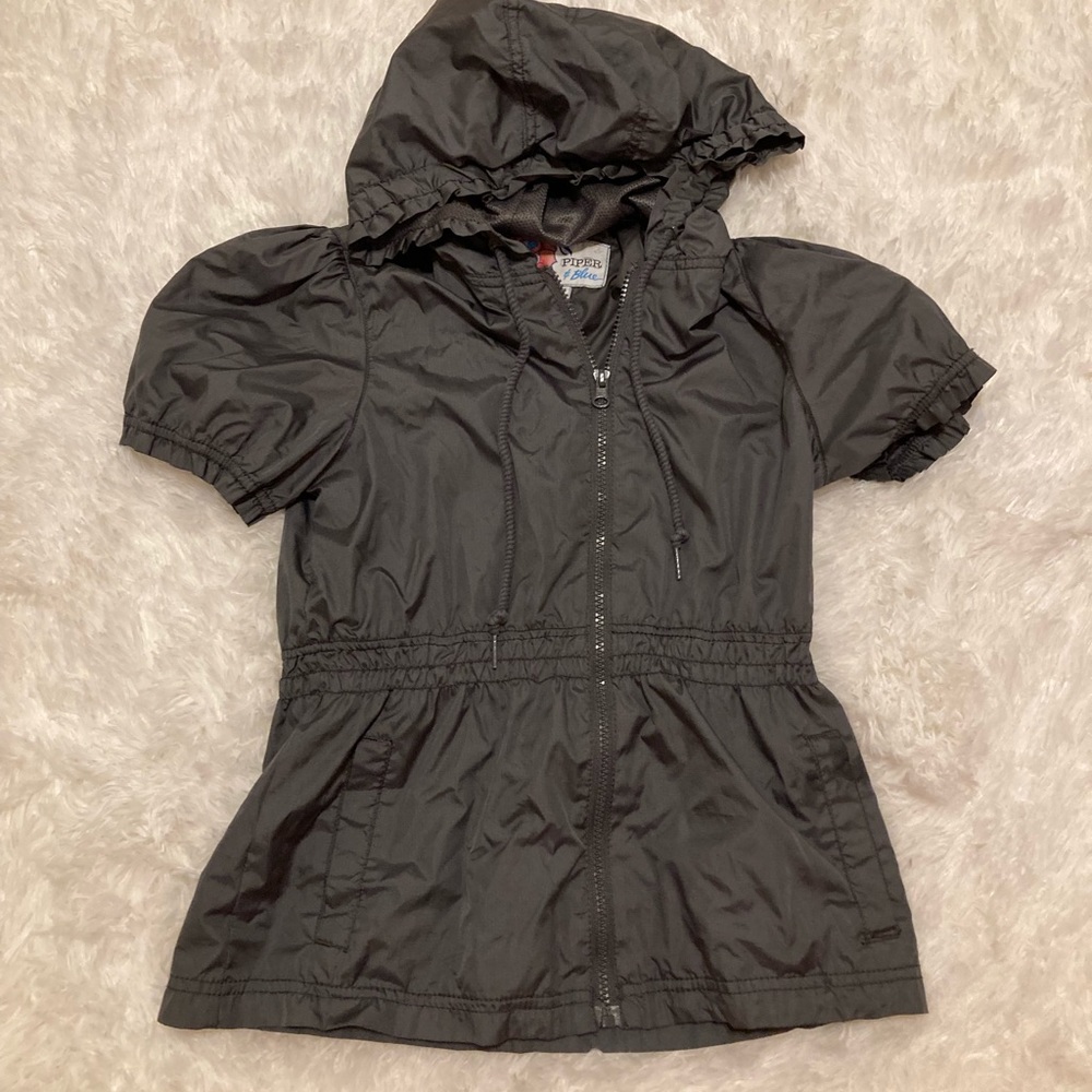 Short sleeve gray jacket very cute